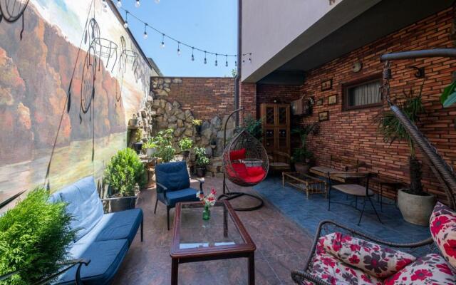 Ponto Gallery Boutique Hotel