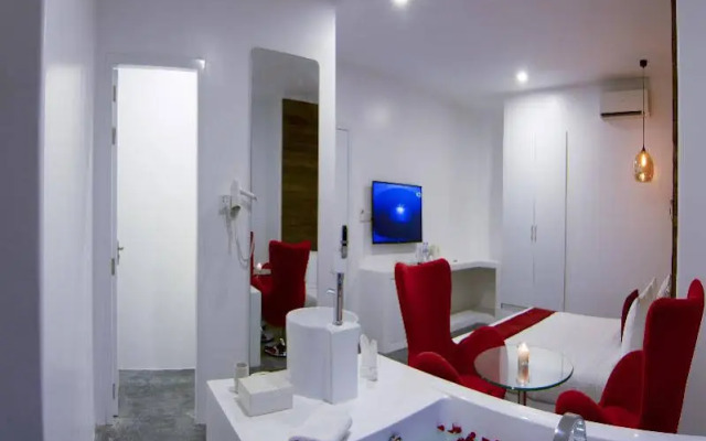 Le Blanc Boutique Hotel