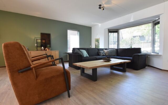 Holiday home in Dalfsen with terrace and garden with barbecue