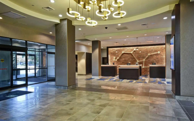 Embassy Suites by Hilton Montgomery Hotel & Conference Ctr