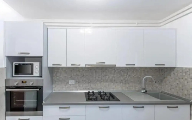 Comfortable Apartment in Umag With Parking Space