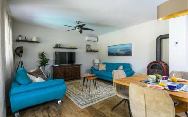 Four Bedroom Holiday Home in Medulin