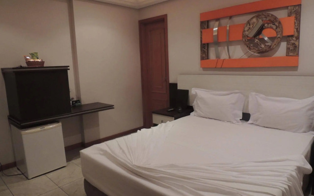 Hotel Luni