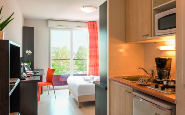 Park&Suites Appart'City Nantes Saint Herblain - Appart Hôtel