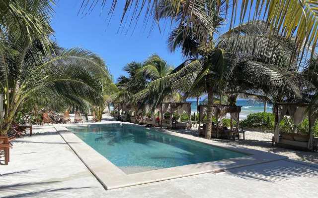 Mía Tulum Resort