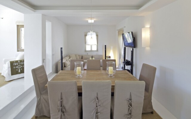 Amalgam Homes Paros