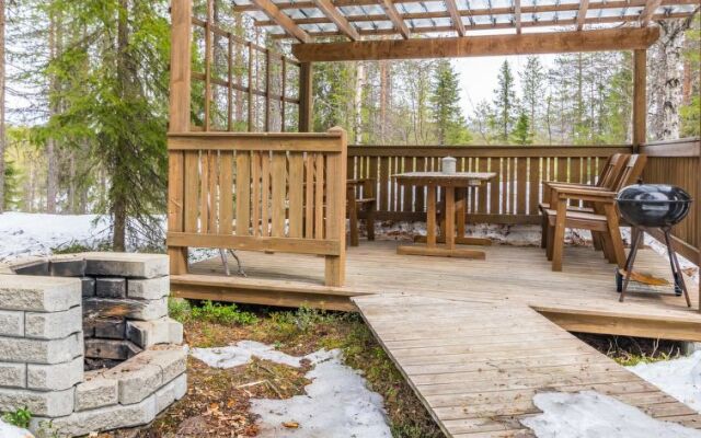 Holiday Home Pelkkaveska