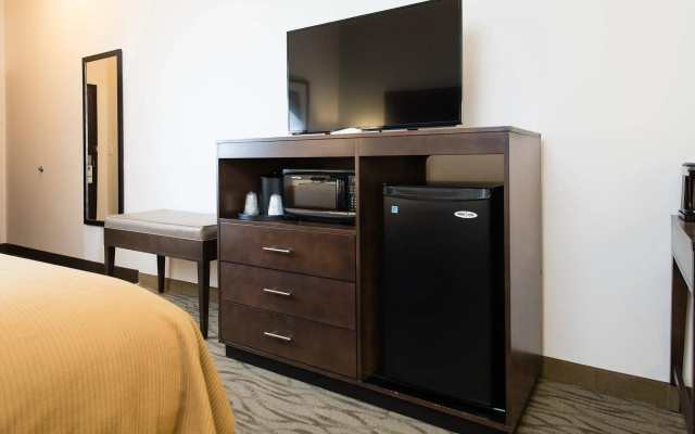 Holiday Inn Express & Suites Aiken by IHG