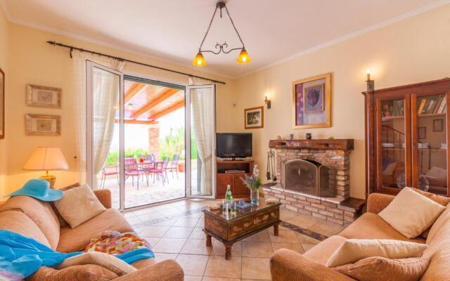 Beachfront Villa Dionysos