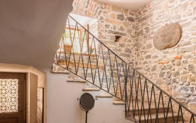 JOIVY Charming Flat Near Train Station