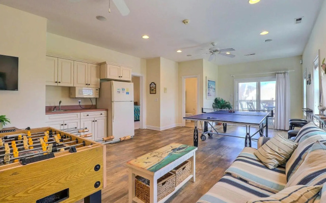 7076 JMJ Seascape Oceanfront