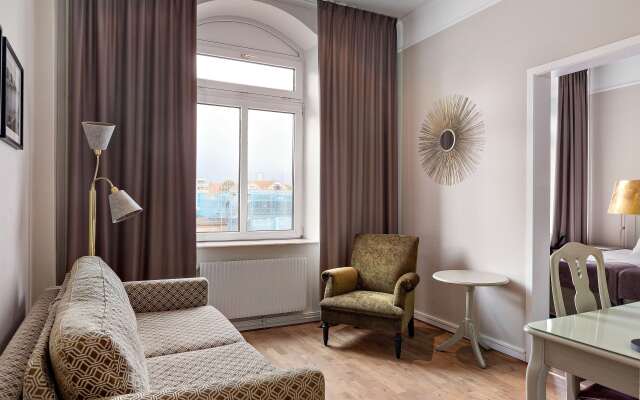 Best Western Plus Grand Hotel