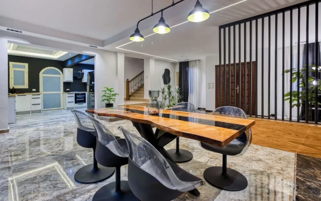 Host Prime Paradise Villa At Rehab City
