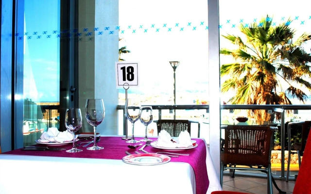 Chios Chandris Hotel