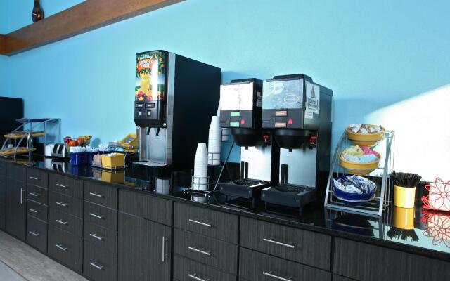 Coratel Inn & Suites By Jasper Newton