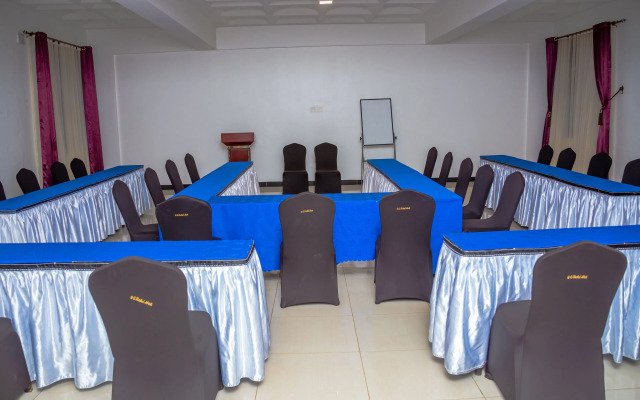 Garden Courts Hotel Masaka