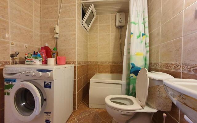 2+1 100m2 2 WC Near sea side 300m 100mbs wifi