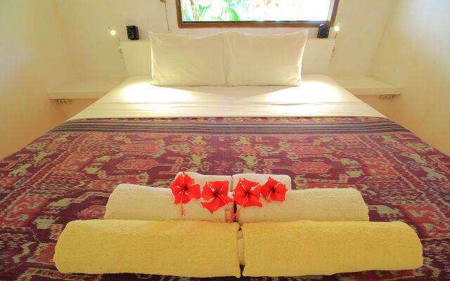 Adeng-Adeng Bungalows