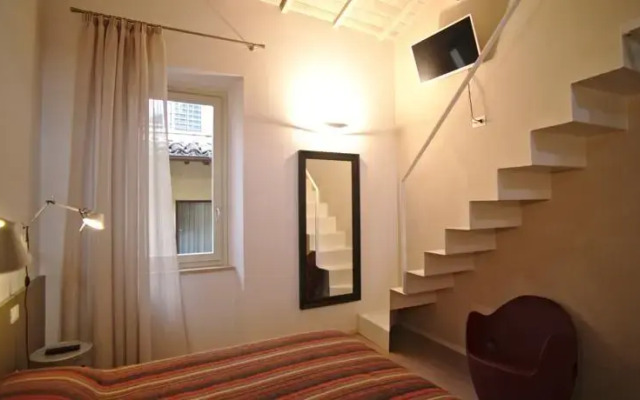 Attico d'Ancaria 30