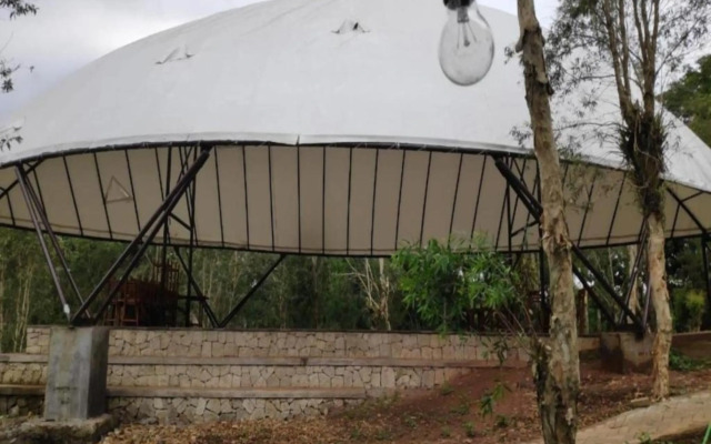 Bukit Lintang Sewu Glamping by ZUZU