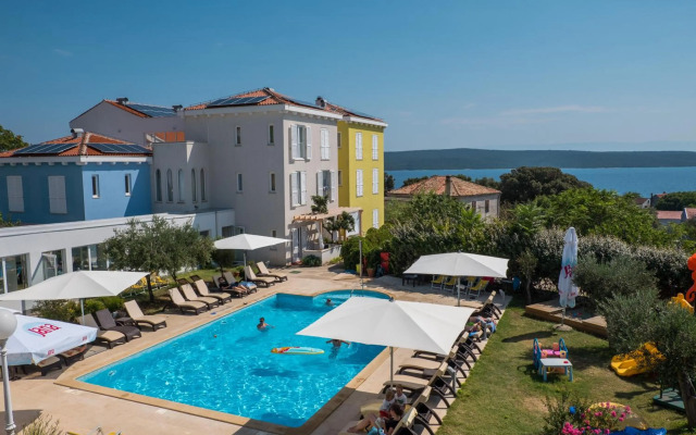 Family Resort Hotel Manora