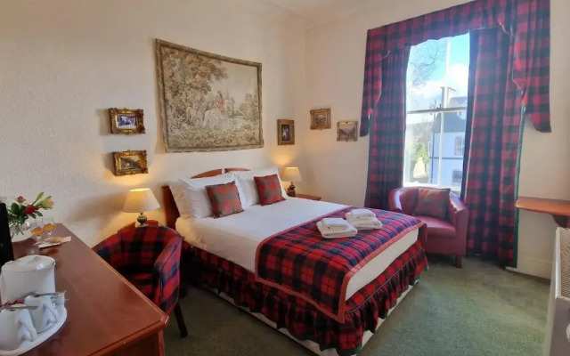 Lovat Arms Hotel