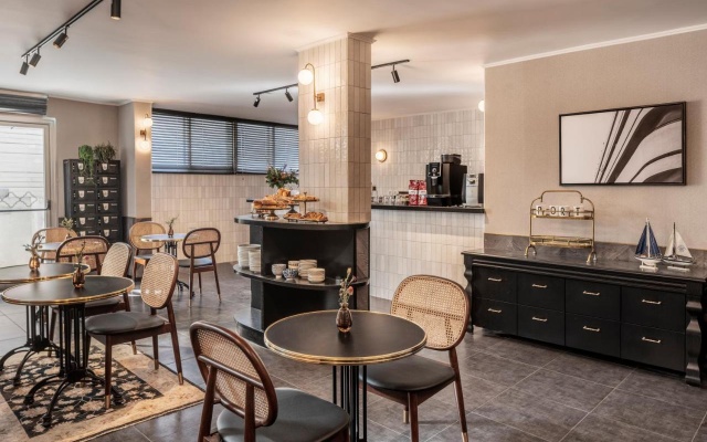 The New Port Hotel Tel Aviv