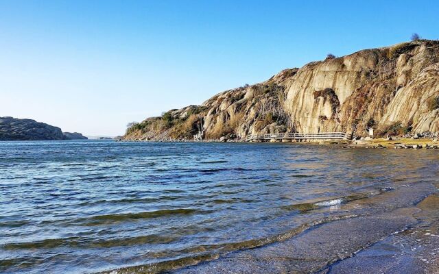6 Person Holiday Home in Hamburgsund