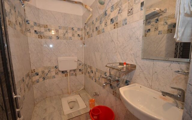 Shiva Guest House