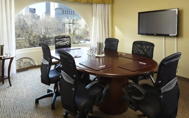 Montreal Marriott Chateau Champlain