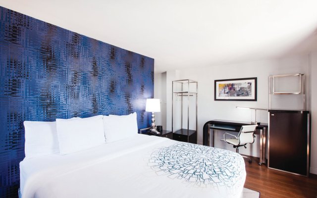Holiday Inn Express Dallas Downtown by IHG
