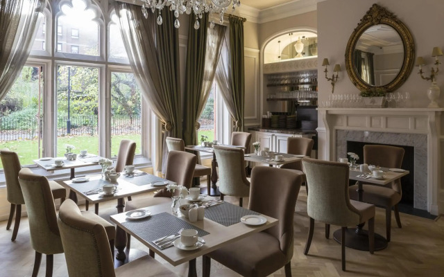 St Paul's Hotel