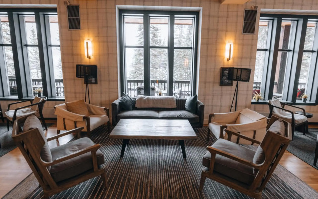 Emerald Lake Lodge