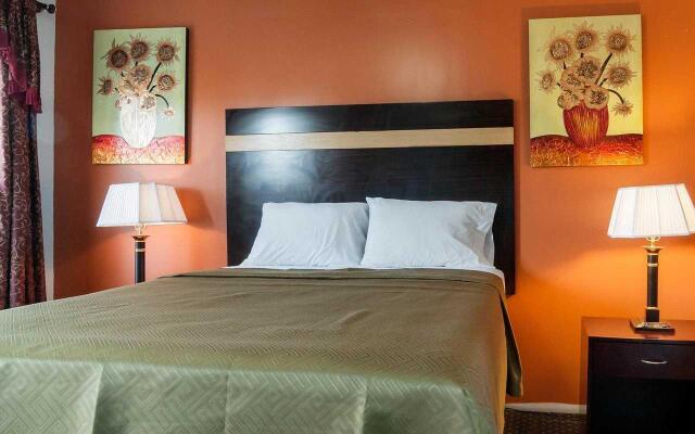 Rodeway Inn and Suites Inkster