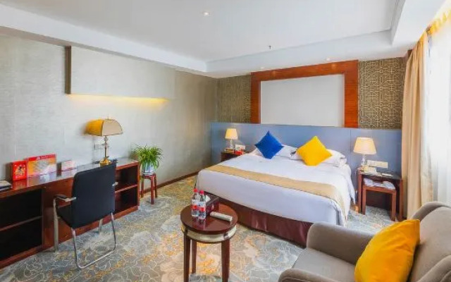 New Joy Hotel (Internatial Trade Spring Department Store Shopping)