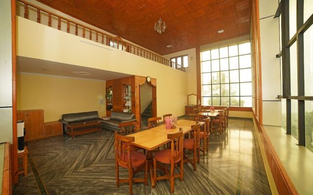Oyo 37141 Pathik Resort