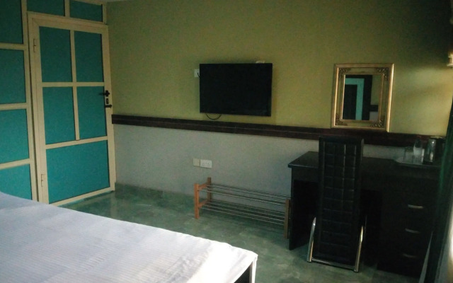 Brighton Hotel and Suites