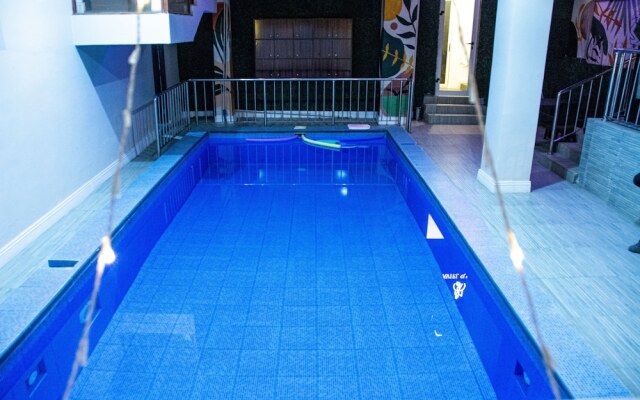 Aviel Suites