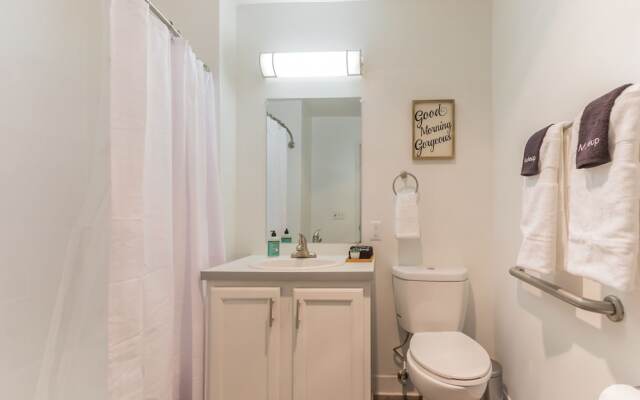 The Luxe Suites of Alexandria