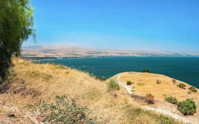 Sea of Galilee Panorama Apt by SeaN'Rent
