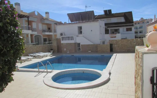 Apartamentos Cabrita