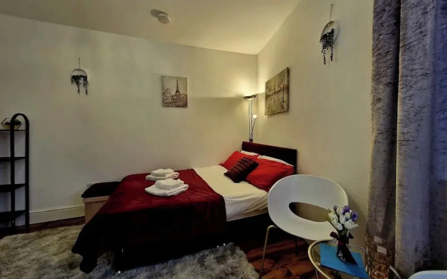 Seaside Bliss Apartment for Style and Comfort