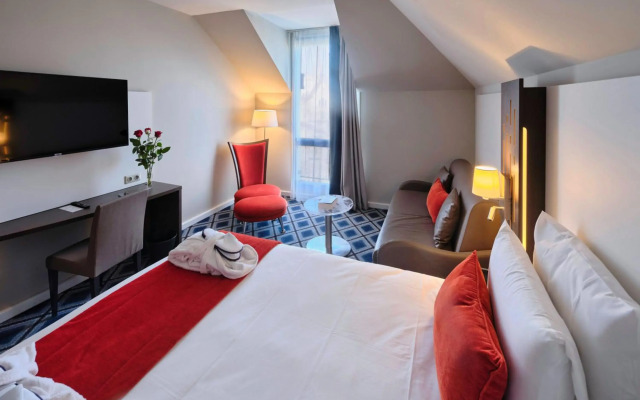 Mercure Chartres Centre Cathédrale