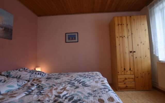Beachside Apartment in Pepelow With Private Terrace
