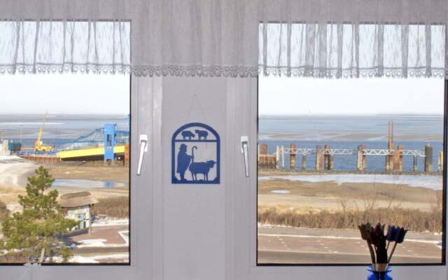 Holiday Apartment B in Haus Seewind