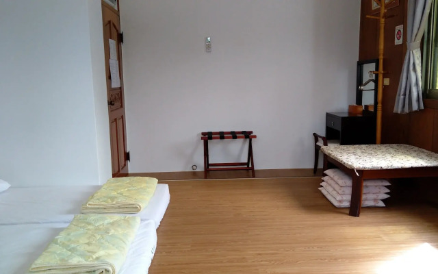 Pu Su Bed and Breakfast