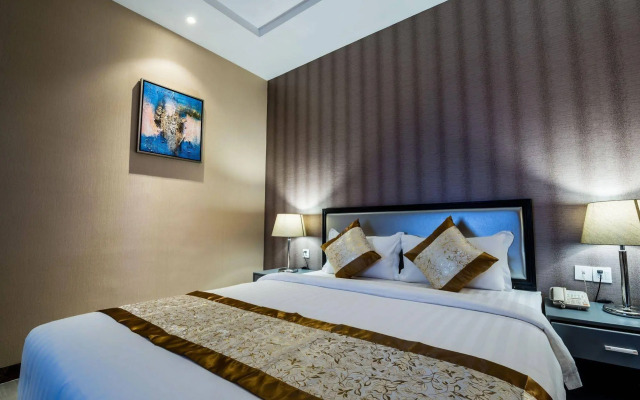 The Litz Hotel & Suites