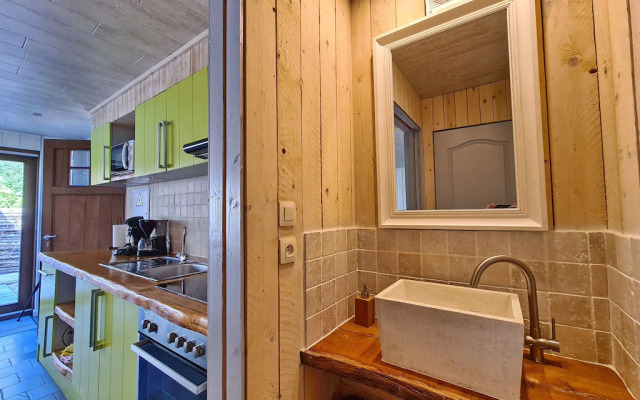 Chalet With hot tub in Durbuy