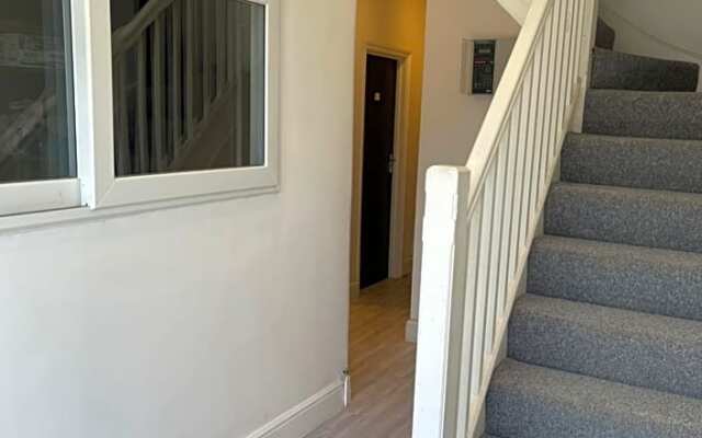 Buller Hotel - London Croydon