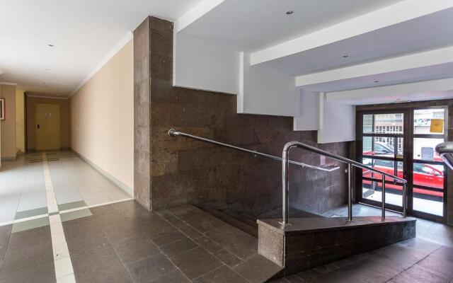 008 Amazing flat very close to the beach